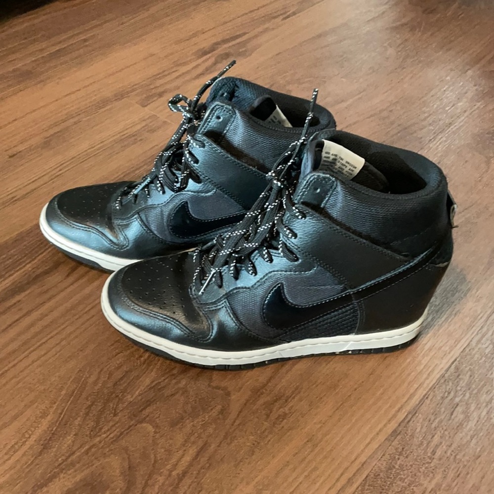 Nike black wedge sneaker